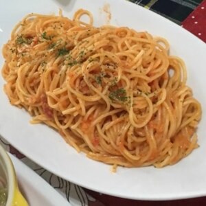 一つの鍋で簡単!トマトクリームパスタ